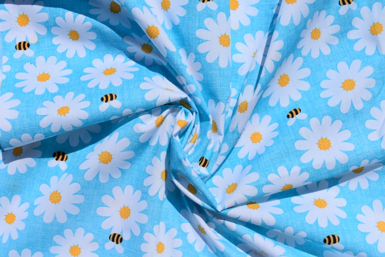 Ups A Daisy Dog Snood