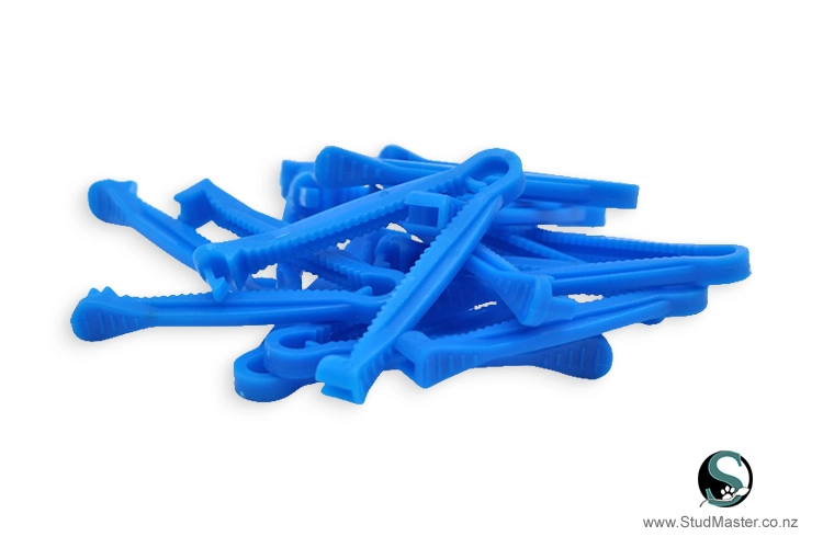 Newborn Puppy & Kitten Umbilical Cord Clamps avoid umbilical hernias