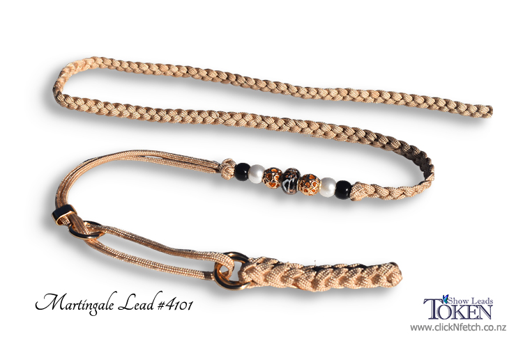 Sunset Gold Martingale Show Lead