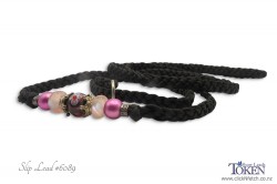 Black Slip Lead with Mulberry bead set #089